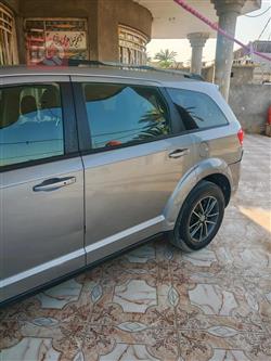 دودج جورني